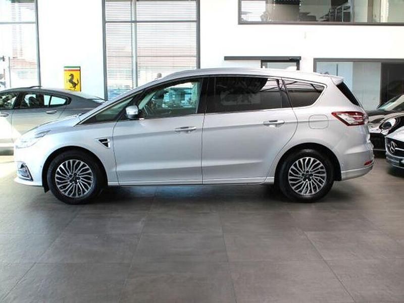 Gebraucht Ford S-MAX Titanium 150 PS (110 kW) 2020 Silber Van / Kleinbus