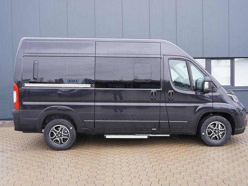 Neu Fiat Ducato 179 PS (131 kW) 2025 Schwarz Van