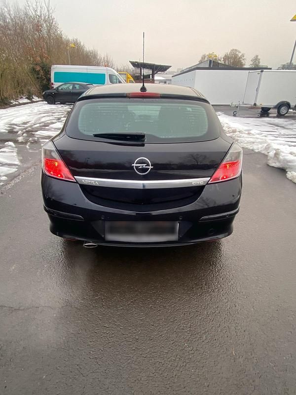 Gebraucht Opel Astra GTC 116 PS (85 kW) 2008 Schwarz Coupé