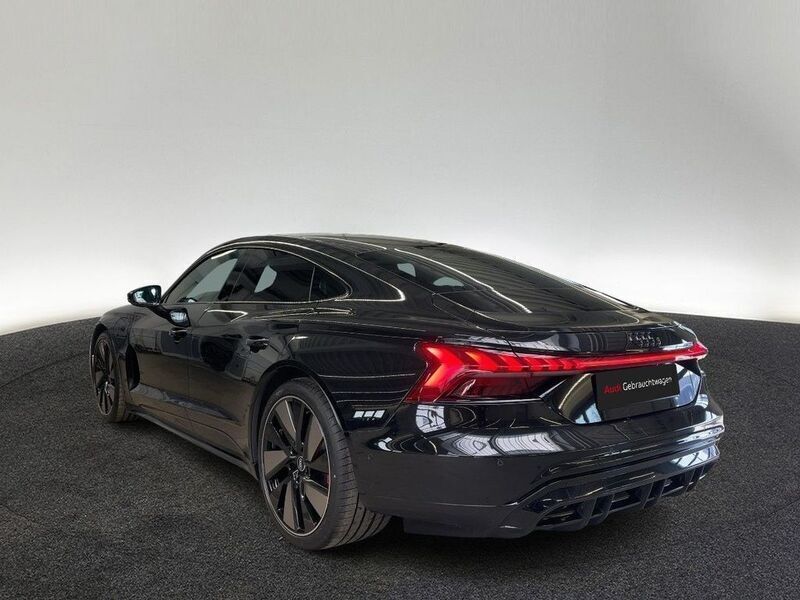 Gebraucht Audi e-tron GT quattro Ambiente 350 kW (476 PS) 2021 Mythosschwarz metallic Limousine