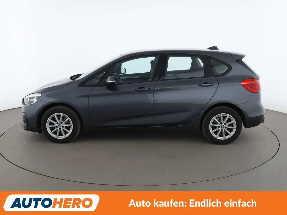 Gebraucht BMW 218 Active Tourer Advantage 140 PS (102 kW) 2018 Grau Van / Kleinbus