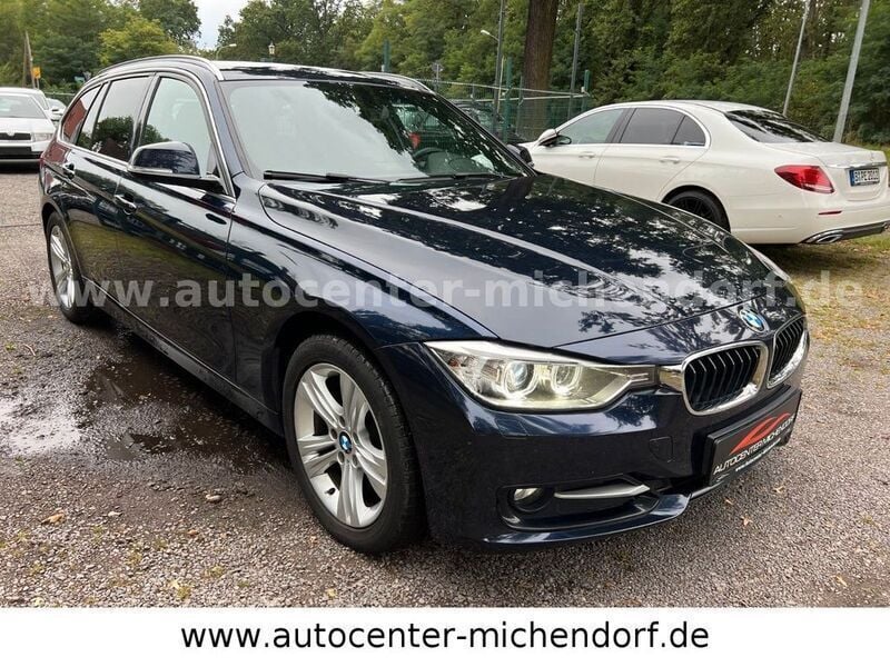 Gebraucht BMW 320 Sport Line 184 PS (135 kW) 2013 Imperialblau Kombi