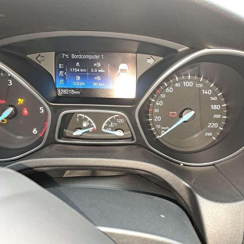 Gebraucht Ford Focus Business Edition 120 PS (88 kW) 2017 Kombi