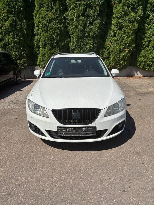 Weiß Gebraucht 2011 Seat Exeo Sport Kombi | 3.990 € (Superpreis) - Bild 1/4
