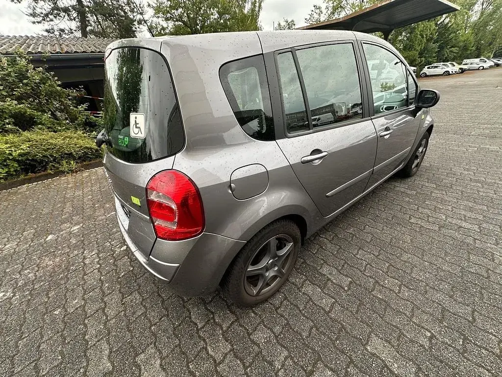 Gebraucht Renault Grand Modus Authentique 75 PS (55 kW) 2011 Grau Van / Kleinbus