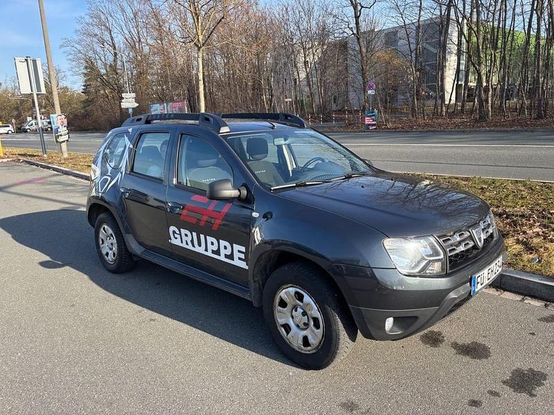 Gebraucht Dacia Duster Lauréate 109 PS (80 kW) 2015 Grau SUV
