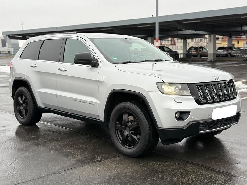 Gebraucht Jeep Grand Cherokee Overland 241 PS (177 kW) 2012 Silber SUV