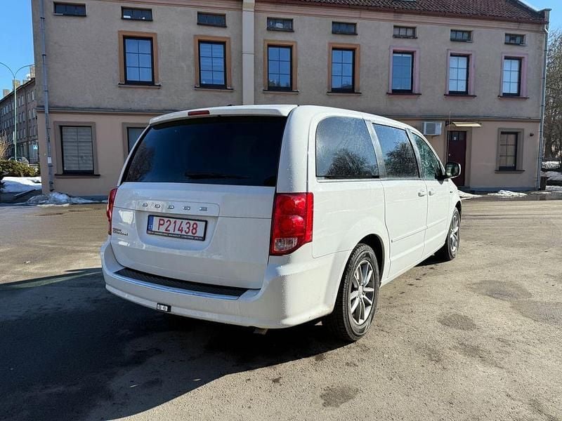 Gebraucht Dodge Grand Caravan 287 PS (211 kW) 2017 Weiß Van / Kleinbus