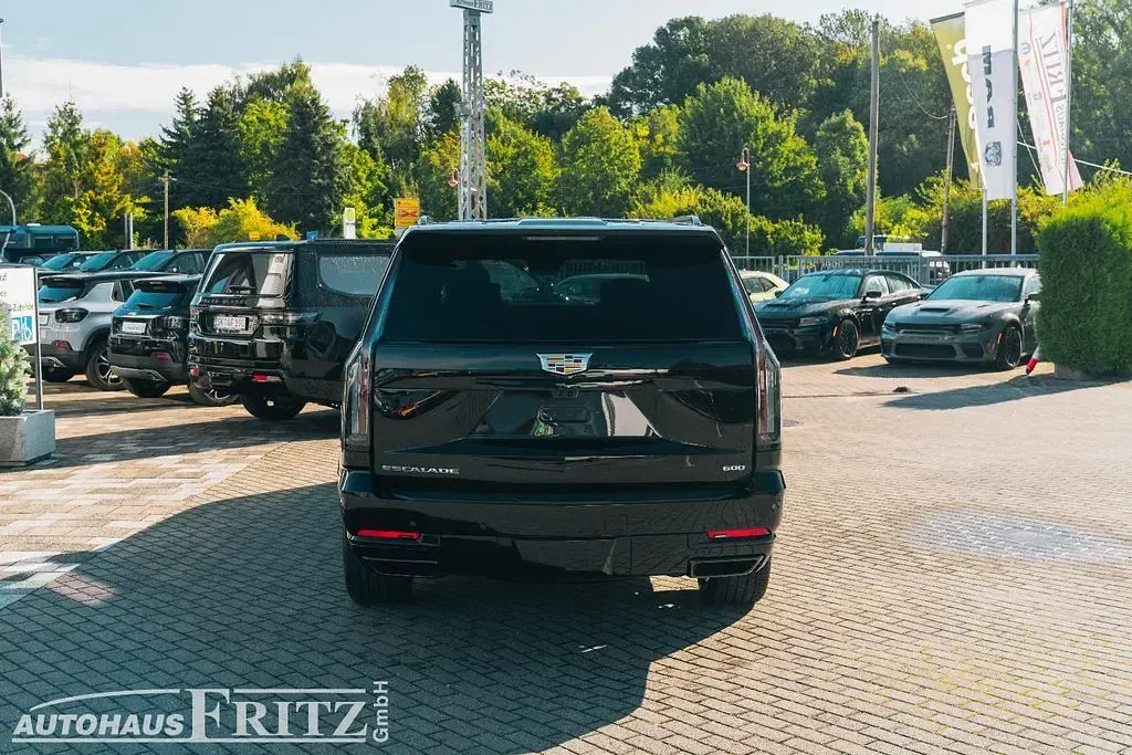Neu Cadillac Escalade 426 PS (313 kW) 2026 Schwarz SUV