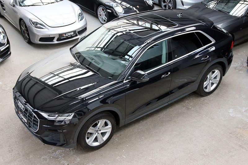 Gebraucht Audi Q8 286 PS (210 kW) 2021 Schwarz SUV