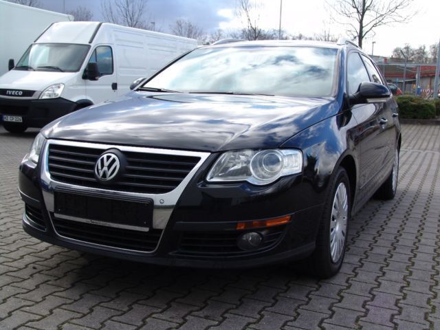 Gebraucht VW Passat 140 PS (102 kW) 2010 Schwarz Kombi