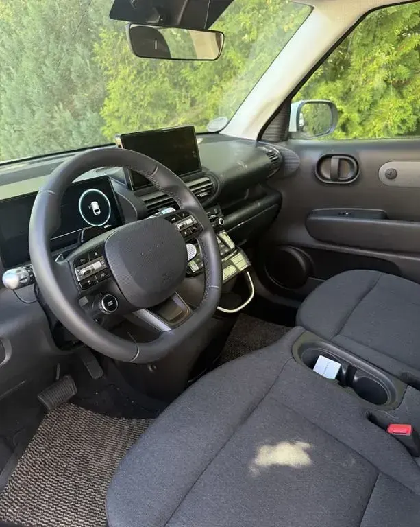 Gebraucht Hyundai Inster Select 71 kW (97 PS) 2025 Weiß Kleinwagen