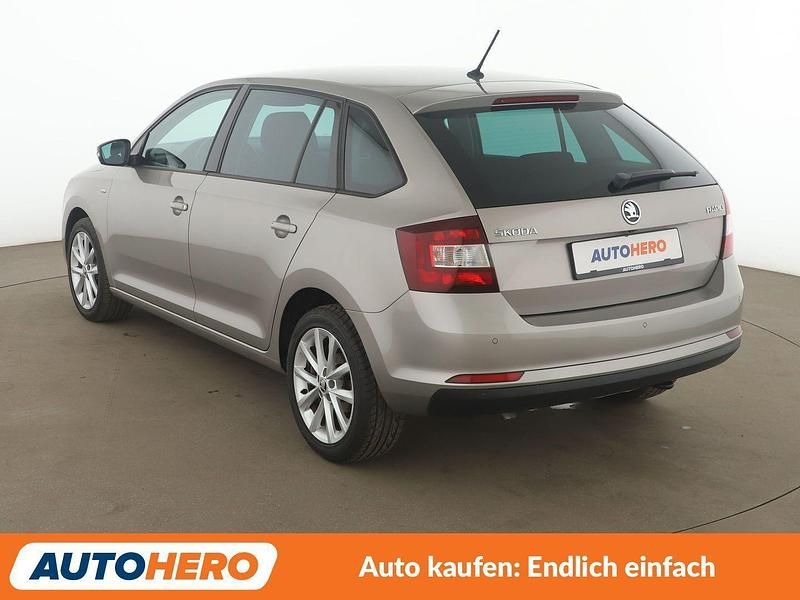 Gebraucht Skoda Rapid Clever 95 PS (69 kW) 2018 Beige Kleinwagen