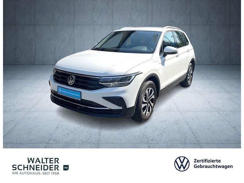 Pure white Gebraucht 2023 VW Tiguan Active SUV | 30.550 € (Guter Preis) - Bild 1/4