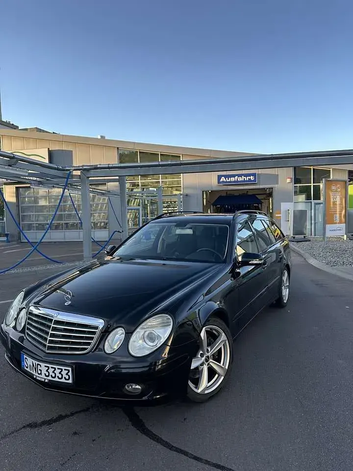 Gebraucht Mercedes E200 Avantgarde 184 PS (135 kW) 2006 Kombi