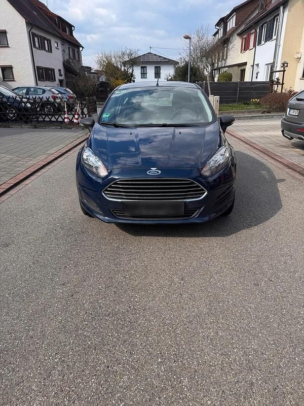 Gebraucht Ford Fiesta 82 PS (60 kW) 2013 Blau Kleinwagen