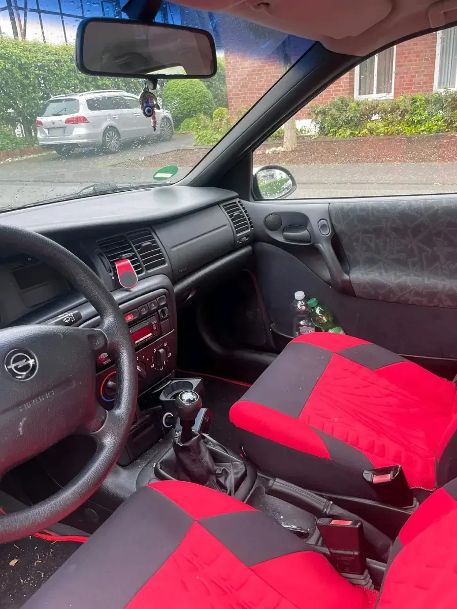 Gebraucht Opel Vectra 75 PS (55 kW) 1997 Limousine