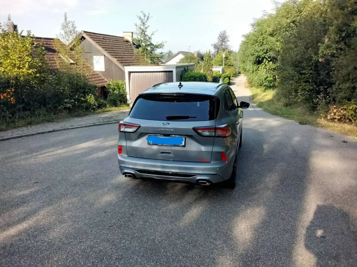 Gebraucht Ford Kuga Vignale 190 PS (139 kW) 2021 Grau SUV