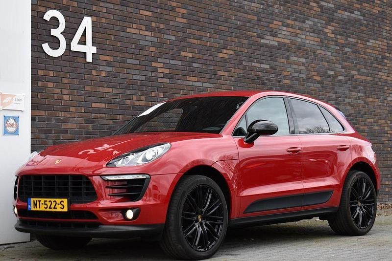 Usado Porsche Macan 252 HP (185 kW) 2017 Vermelho SUV