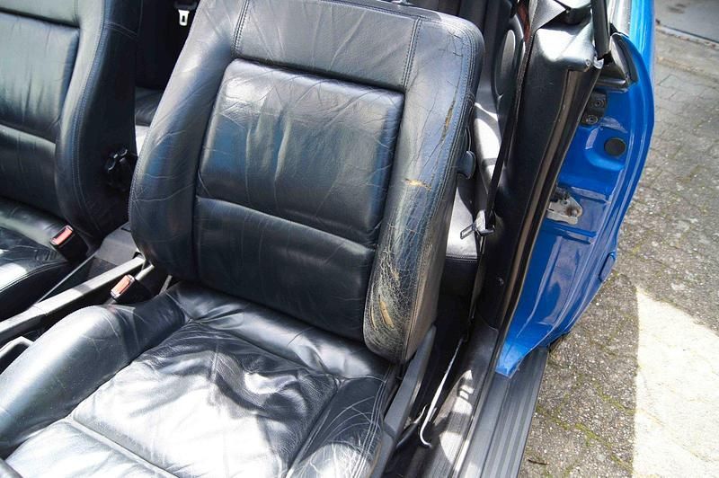 Second-hand Audi 80 125 CP (91 kW) 1998 Albastru Cabrio