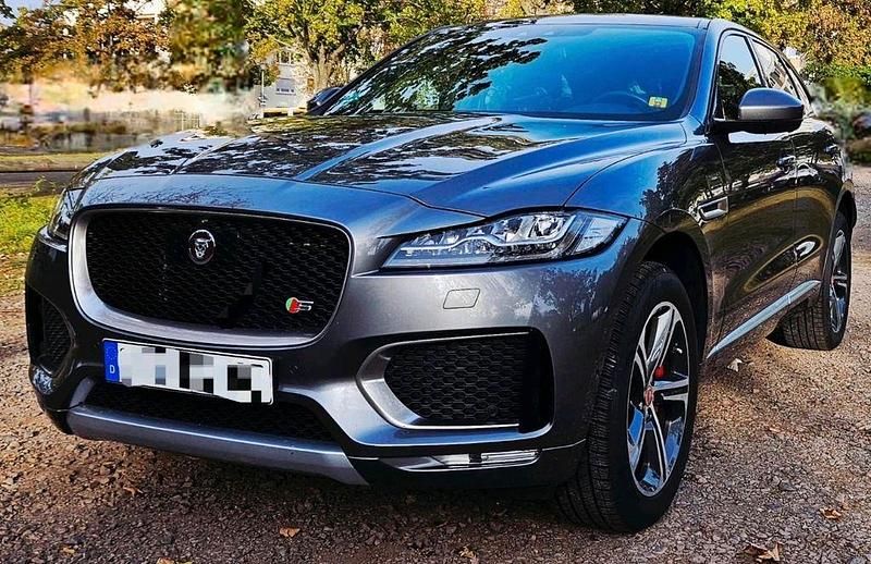 Gebraucht Jaguar F-Pace S 300 PS (220 kW) 2017 Grau SUV