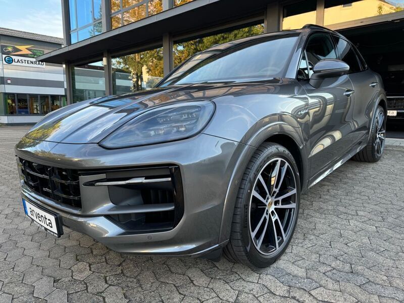 Quarzit grau metallic Neu 2024 Porsche Cayenne SUV | 147.560 € (Fairer Preis) - Bild 1/4