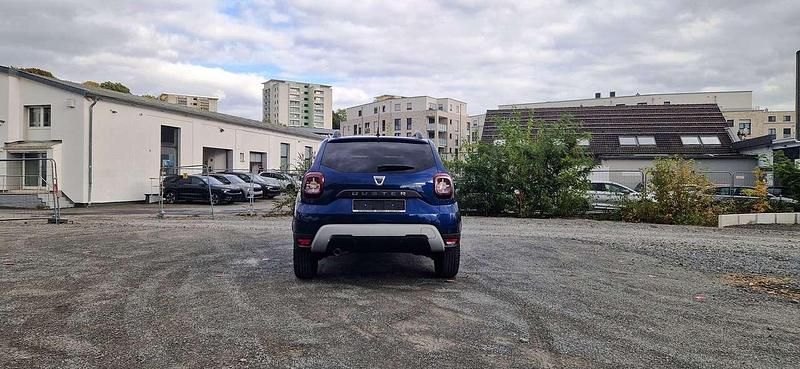 Gebraucht Dacia Duster Prestige 131 PS (96 kW) 2019 Blau cosmos (metallic) SUV