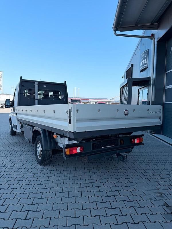 Gebraucht Fiat Ducato 150 PS (110 kW) 2019 Weiß Van
