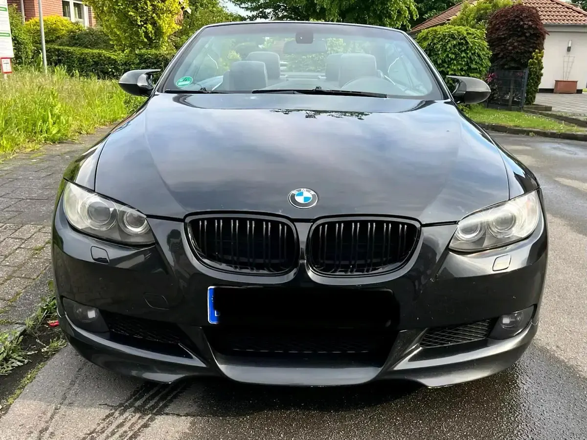 Occasion BMW 330 Cabriolet 236 ch (173 kW) 2008 Noir Cabriolet