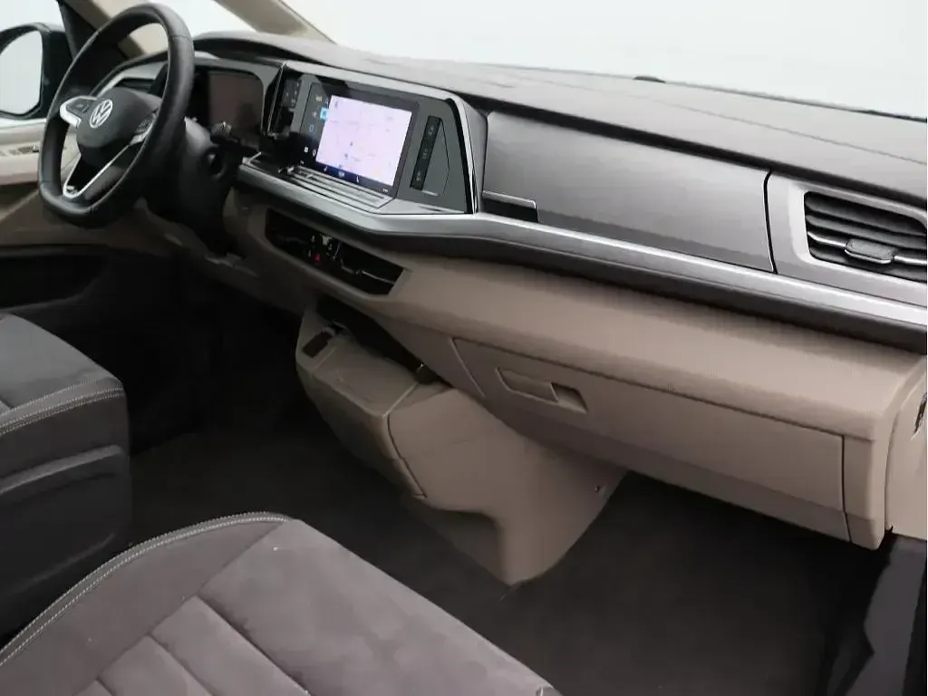 Używany VW T7 150 KM (110 kW) 2025 Czarny Van