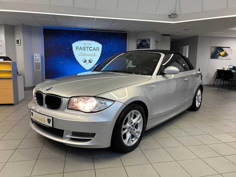 Silber Gebraucht 2009 BMW 118 Cabriolet Advantage Cabrio | 3.900 € (Superpreis) - Bild 1/4