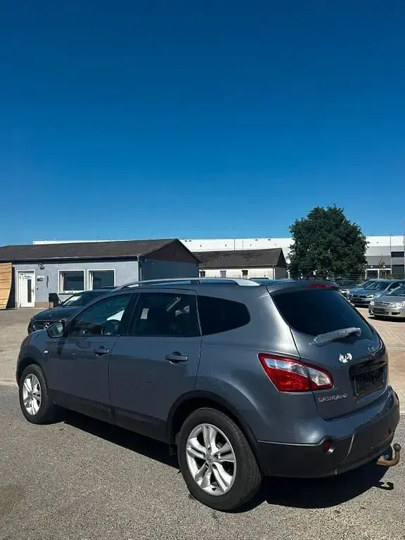 Gebraucht Nissan Qashqai +2 Acenta 141 PS (103 kW) 2010 Grau SUV