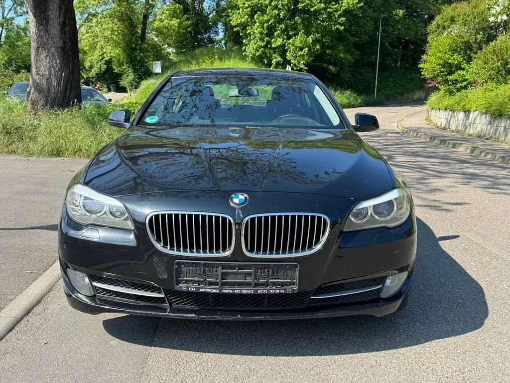 Gebraucht BMW 525 218 PS (160 kW) 2012 Schwarz Limousine