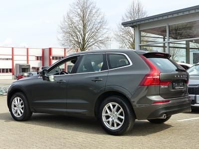 Gebraucht Volvo XC60 Momentum 190 PS (139 kW) 2020 Grau SUV