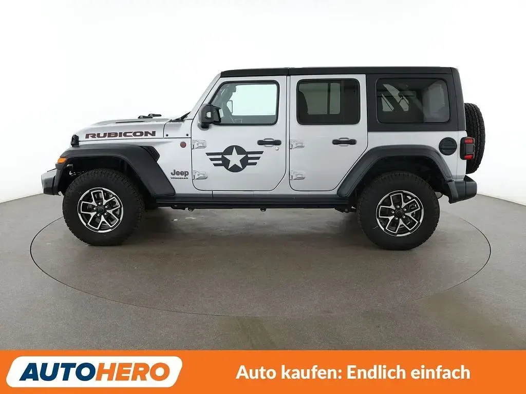 Gebraucht Jeep Wrangler Unlimited Rubicon 271 PS (199 kW) 2024 Silber SUV