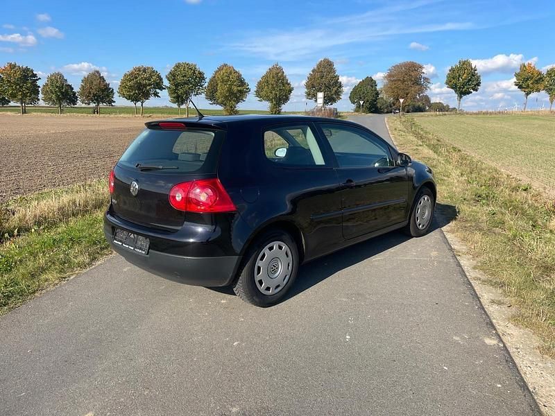 Gebraucht VW Golf V 102 PS (75 kW) 2008 Schwarz Kleinwagen