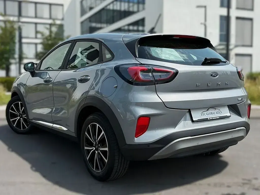 Gebraucht Ford Puma Titanium 125 PS (91 kW) 2021 Silber SUV