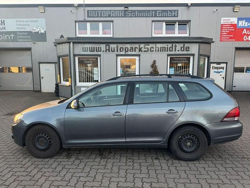 Gebraucht VW Golf VI Trendline 105 PS (77 kW) 2012 Grau Kleinwagen
