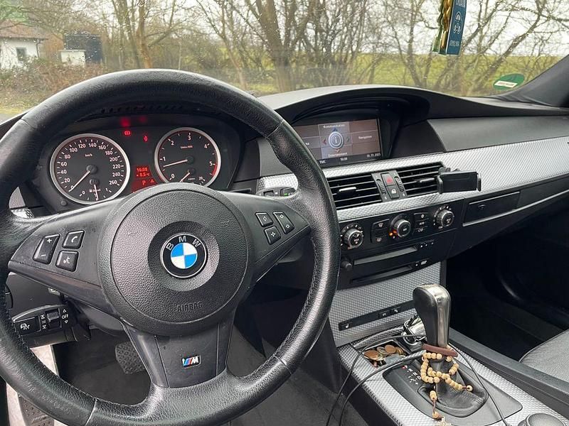 Gebraucht BMW 530 Shadowline 231 PS (169 kW) 2006 Grau Kombi