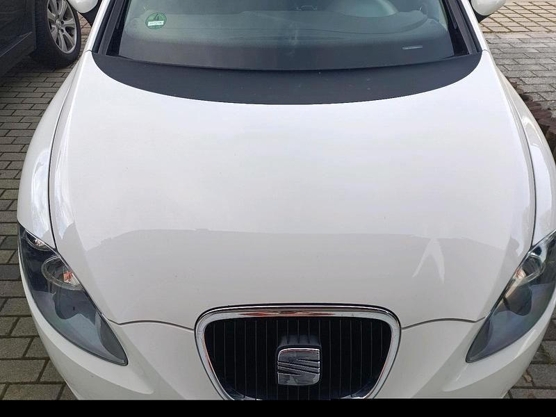 Gebraucht Seat Leon 125 PS (91 kW) 2009 Weiß Kleinwagen