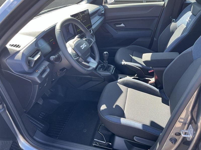 Neu Dacia Duster Expression 101 PS (74 kW) 2025 Dolomitgrau SUV