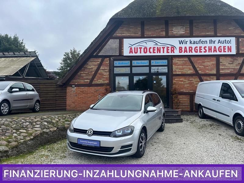 Silber Gebraucht 2016 VW Golf VII Trendline Kombi | 11.999 € (Etwas zu teuer) - Bild 1/4