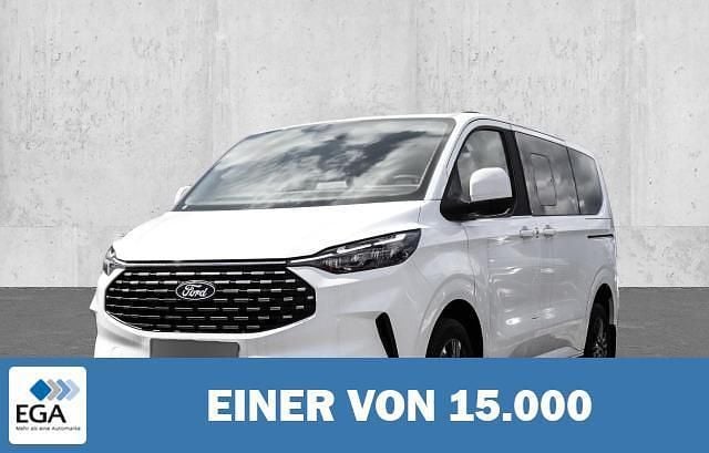 Neu Ford Tourneo Custom Titanium 150 PS (110 kW) 2026 Metallic Van