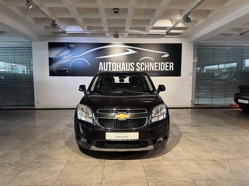 Second-hand Chevrolet Orlando LT 163 CP (119 kW) 2012 Negru Monovolum