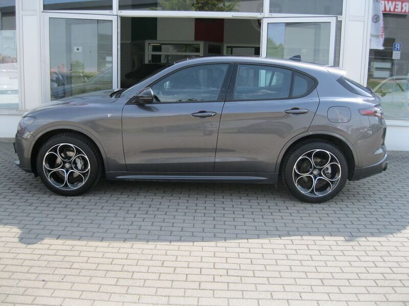 Gebraucht Alfa Romeo Stelvio Ti 280 PS (205 kW) 2023 Grau SUV