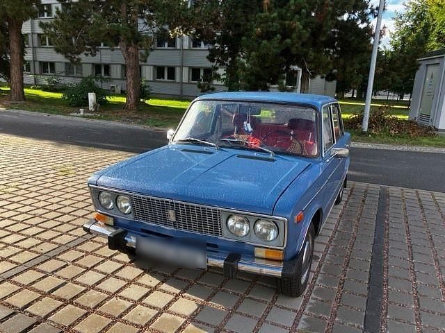 Second-hand Lada 2106 75 CP (55 kW) 1981 Albastru Berlinǎ