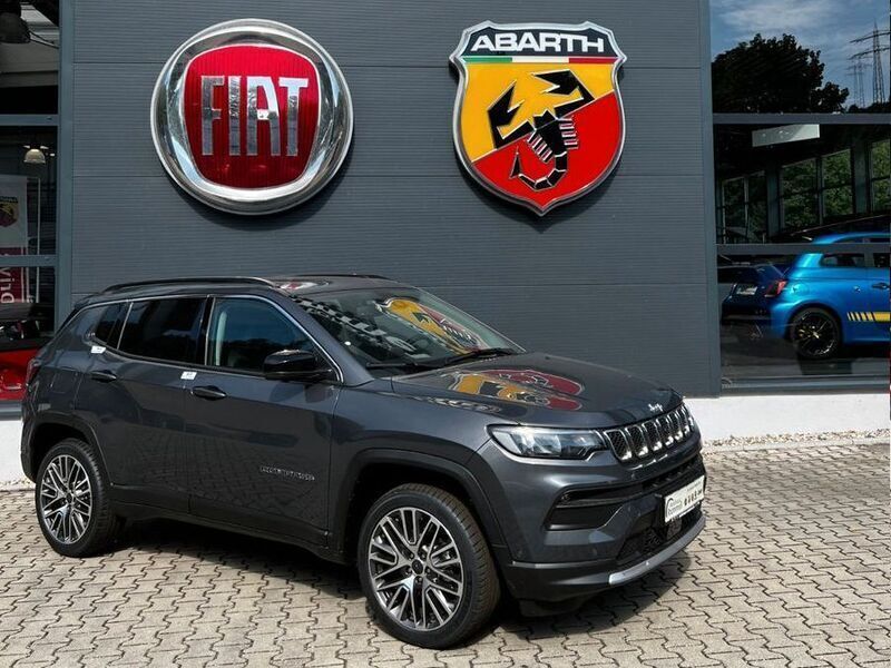 Grau Gebraucht 2023 Jeep Compass SUV | 29.990 € (Etwas zu teuer) - Bild 1/4