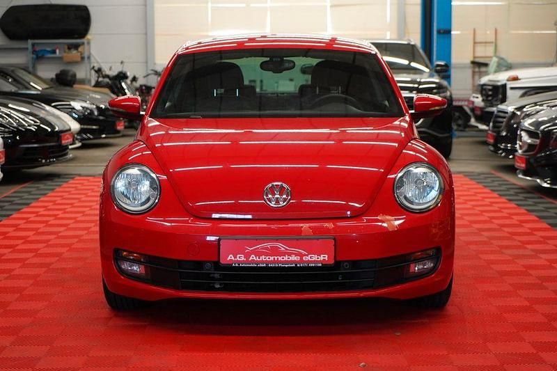 Second-hand VW Beetle 105 CP (77 kW) 2014 Roșu Hatchback