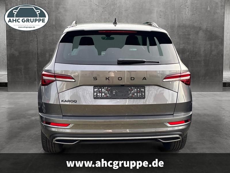 Neu Skoda Karoq Comfort 150 PS (110 kW) 2026 Grau SUV
