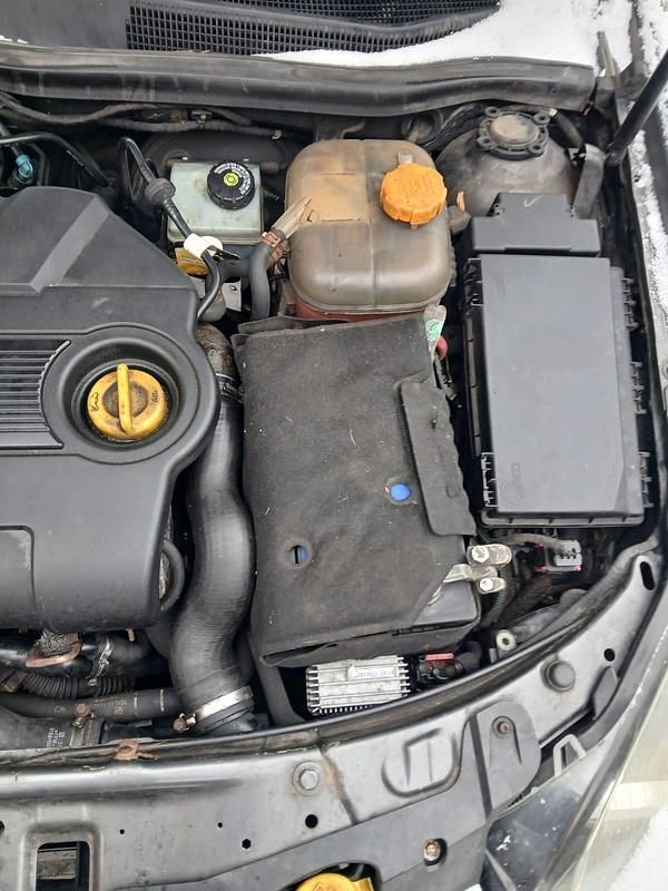 Gebraucht Opel Astra 150 PS (110 kW) 2009 Schwarz Kombi